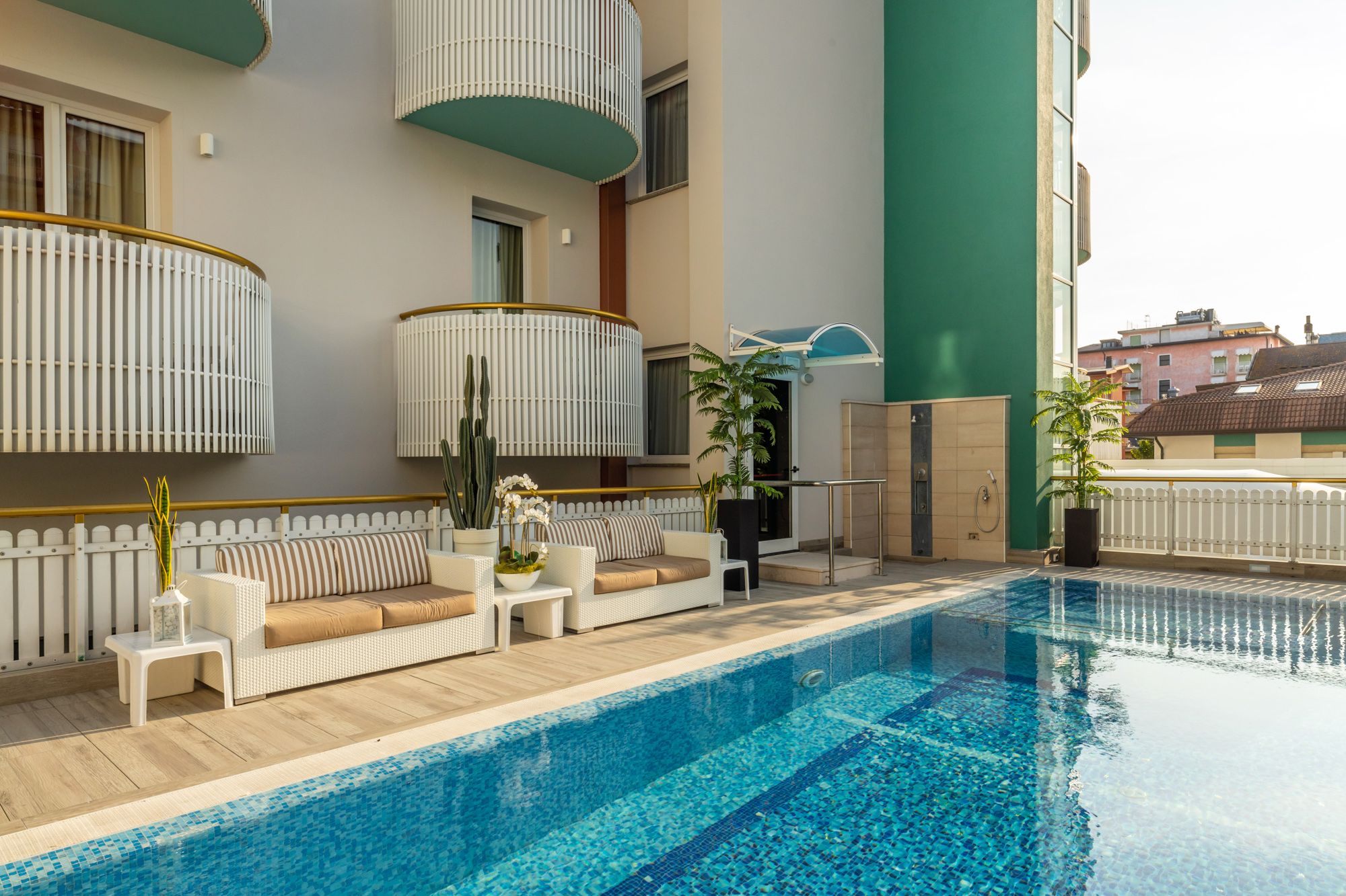 Special Weekend Experience – Turn Your Weekend into a Holiday